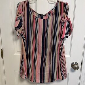 Size 2x women’s blouse